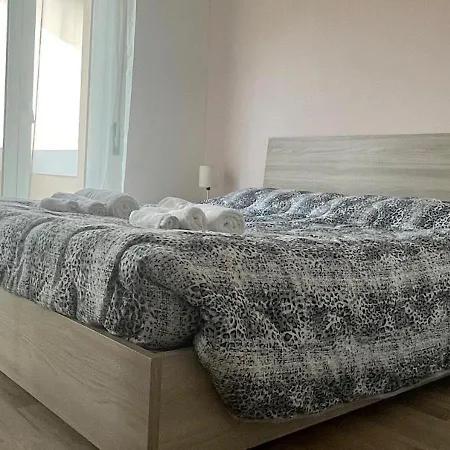 Apartment La Magnolia V Sunflower